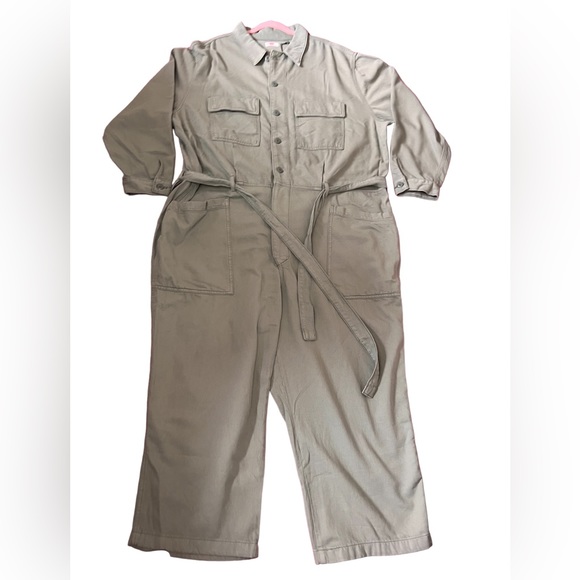 NWT Levi’s Utility Jumpsuit - Picture 6 of 11